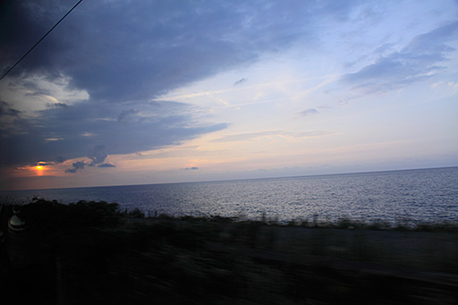 日本海に沈む夕陽